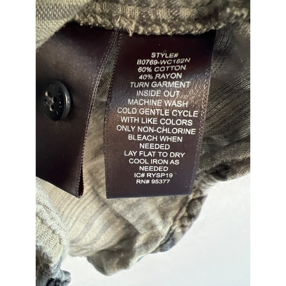 Sanctuary Camo Roll Tab Sleeve Boyfriend Shirt Button Up Womens Size M - Picture 4 of 8